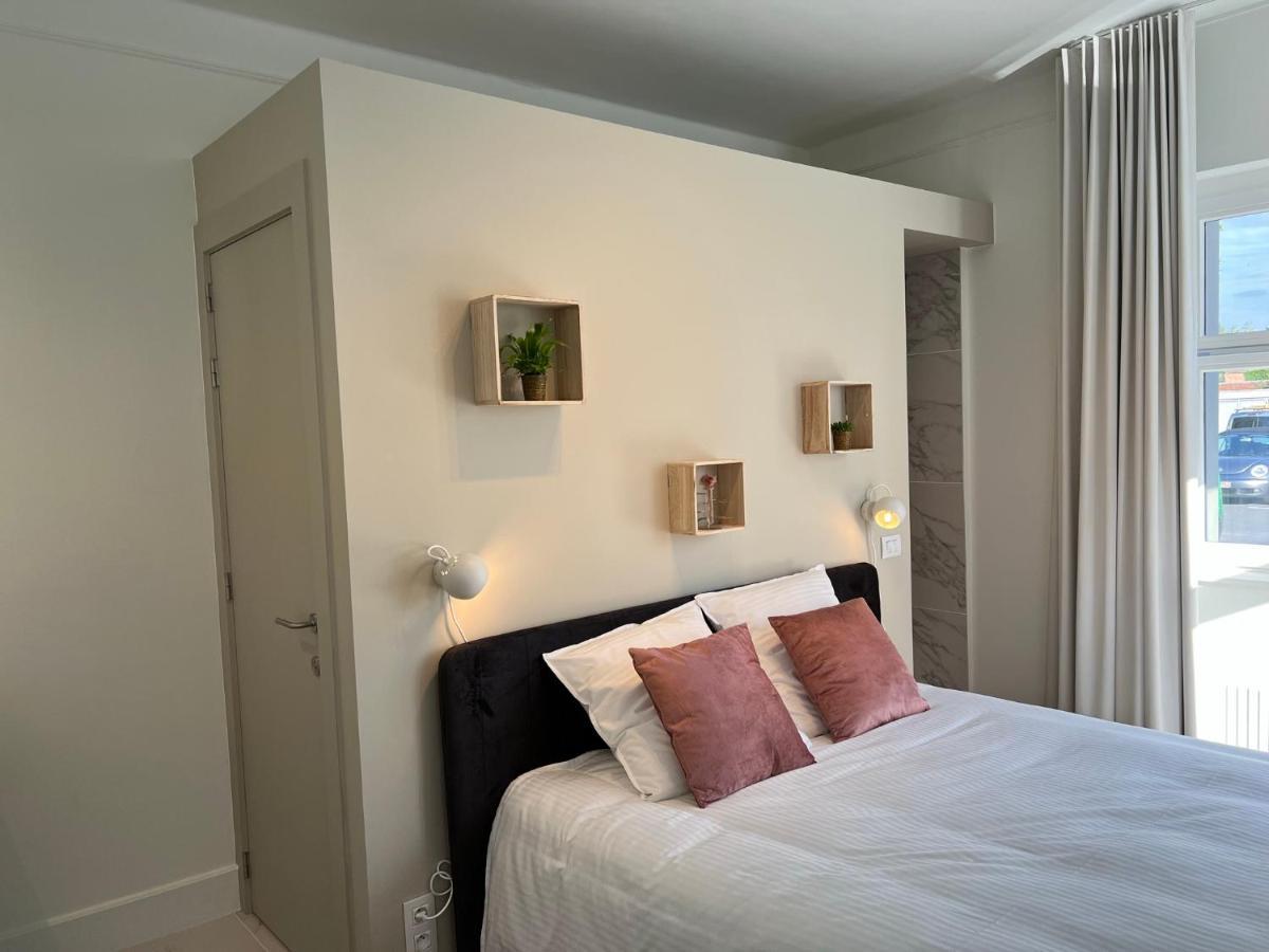 Tuss Bed and Breakfast Kortrijk Exteriör bild