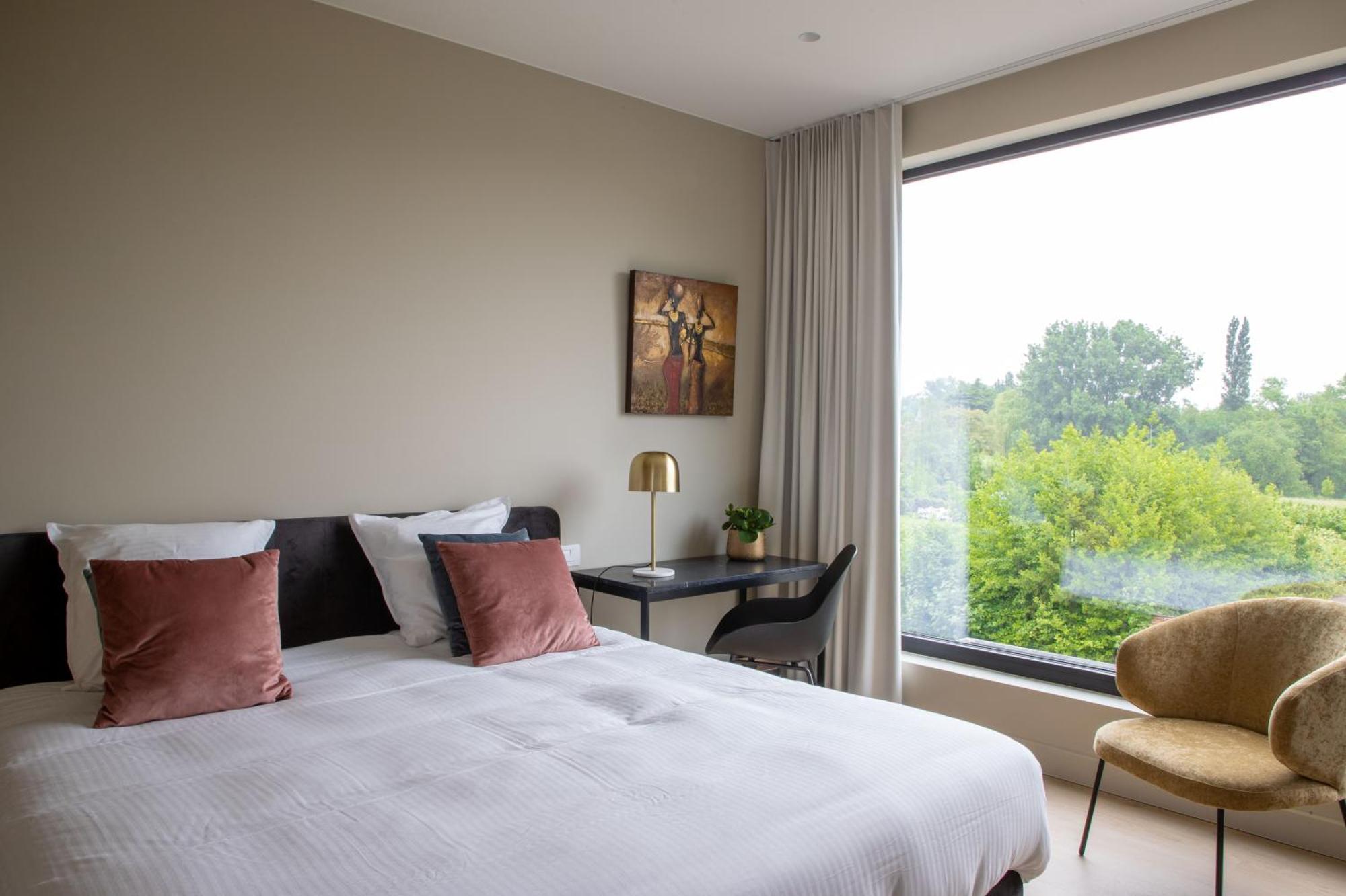 Tuss Bed and Breakfast Kortrijk Exteriör bild